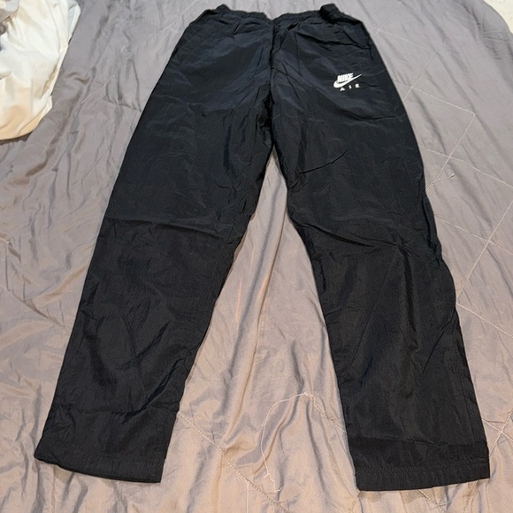 NIKE AIR WOVEN PANTS - Picture 2 of 8